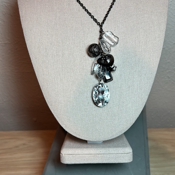 Vintage Trifari Black Chain and Crystal Charm Necklace - Picture 2 of 3